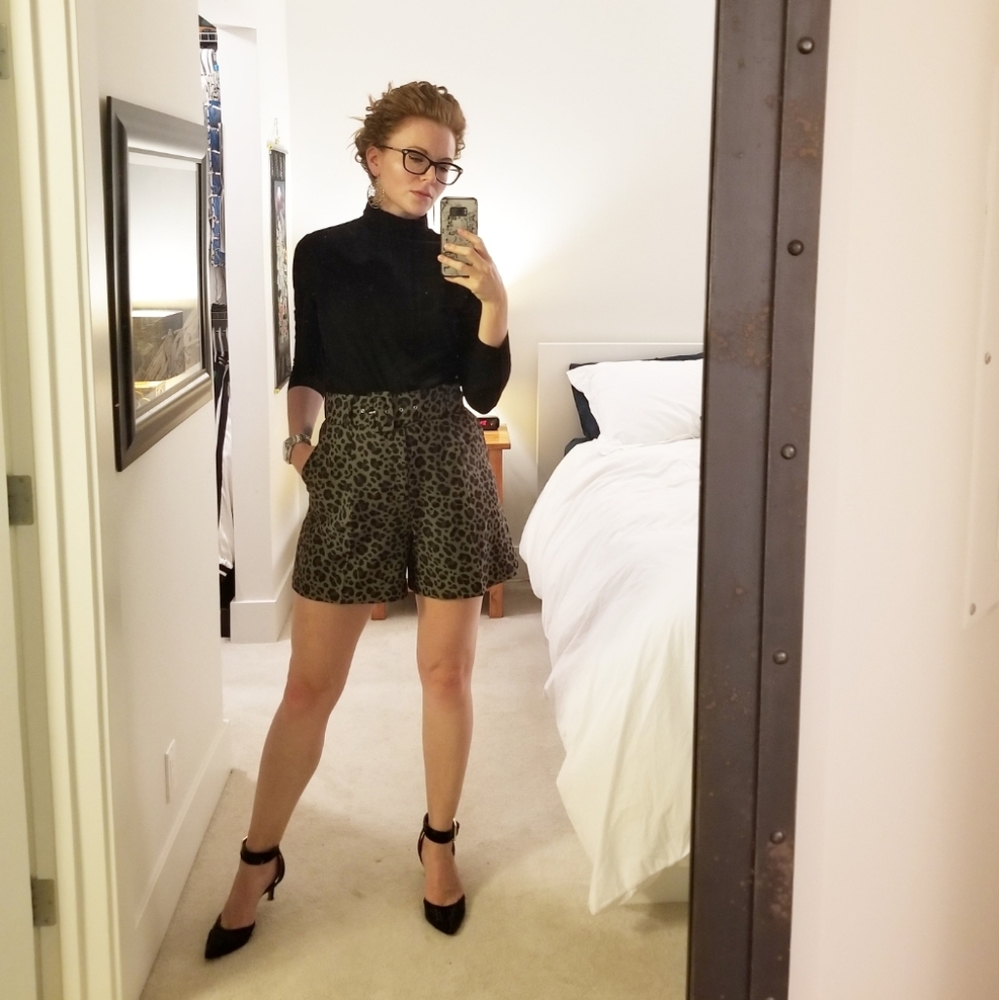 High-Waist Leopard Print Women’s Shorts - Olive Green
